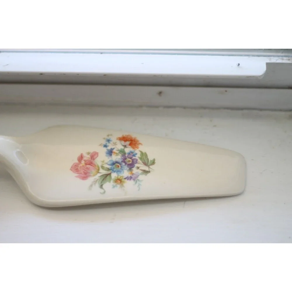 Vintage Porcelain Cake Pie Dessert Server Flowers